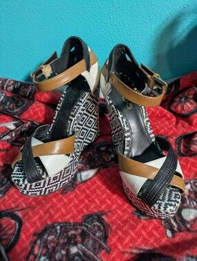 ✨ ALDO Elilavia Tribal Wedge Sandals - Statement Platforms! ✨